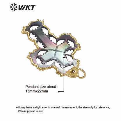 WT-JP231WKT High Quality Hand Make Carved Cross Shell Pendant Women Bohemian Natural Shell Cross Pendant for Necklace Design