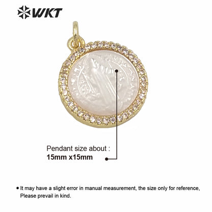 WT-MP164 Wholesale New Gold Electroplated Cubic Zircon Round Jehovah People Image Pendant 15mm Christian White Shell Pendant