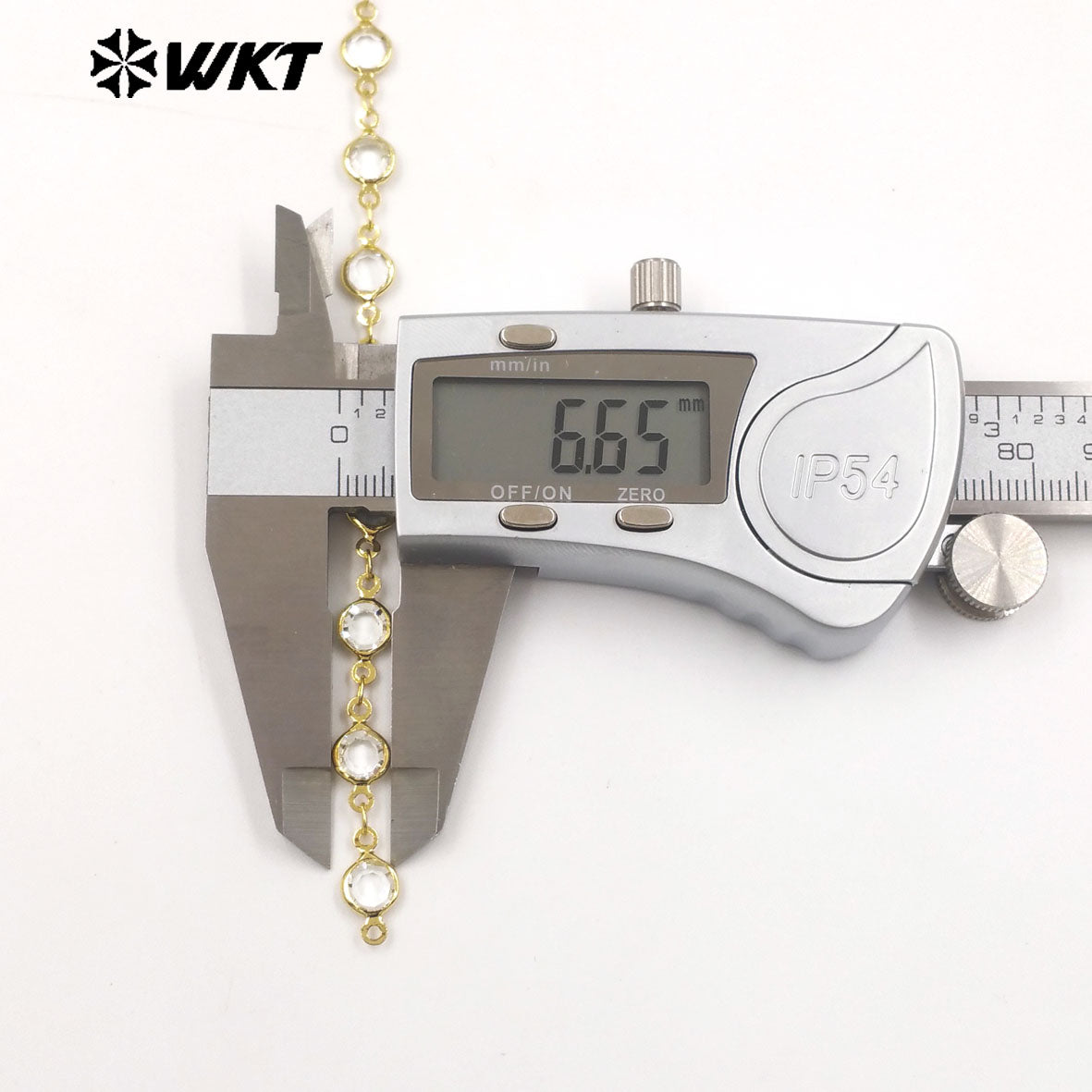 WT-BC279 Factory Wholesale Yellow Brass Gold Electroplated And Round Crystal Link Chains As Trendy Handmade Necklace Findings