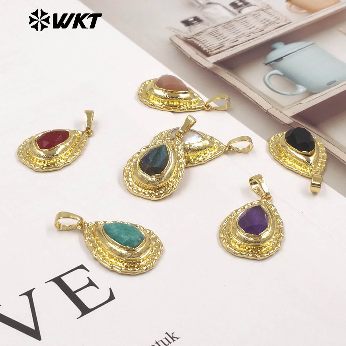 WT-JP518 Newest Fashion Gold Electroplated Natural Stone And Pearl Water Drop Shape Little Pendants For Women Earrings Design