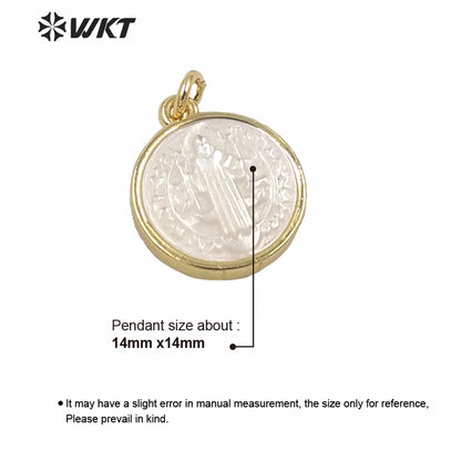 WT-MP172 WKT Super Hot Hand Make Carved Gold Bezel Setting Christian Pendant Popular White Mop Shell Gold Jesus Pendant