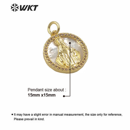 WT-MP155 New Hot Sales White MOP Shell Pendants Small Size Round Coin Religious Jesus Christ Charm Pendant in Gold Electroplated