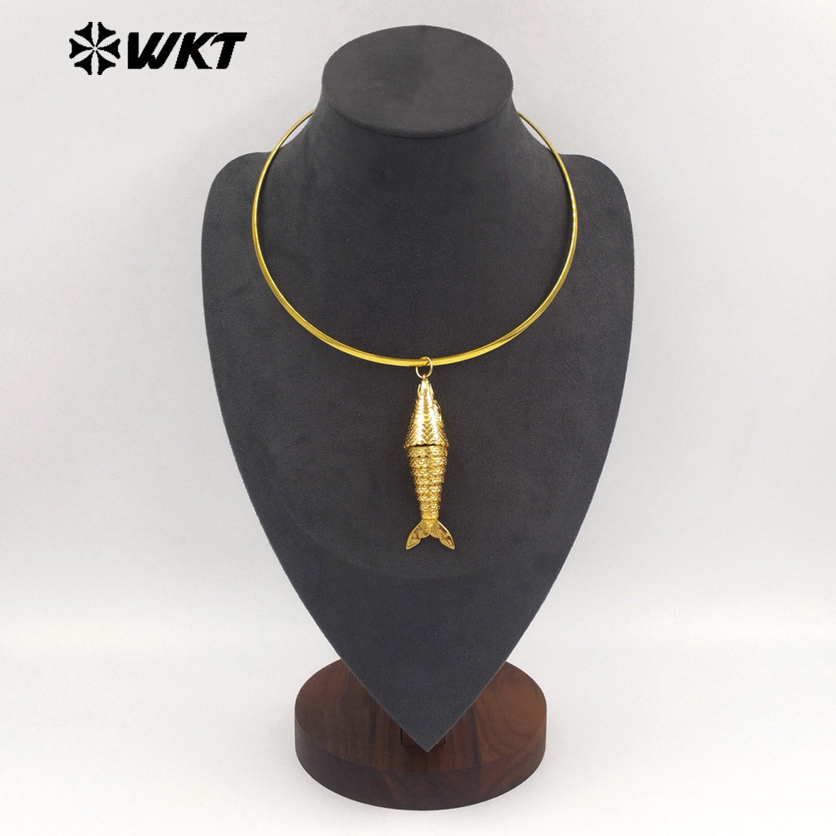 WT-N1540 Popular Vintage Style Gold Plated Choker With Yellow Brass Metal Fish Pendant Necklace For Friends Birthday Gift