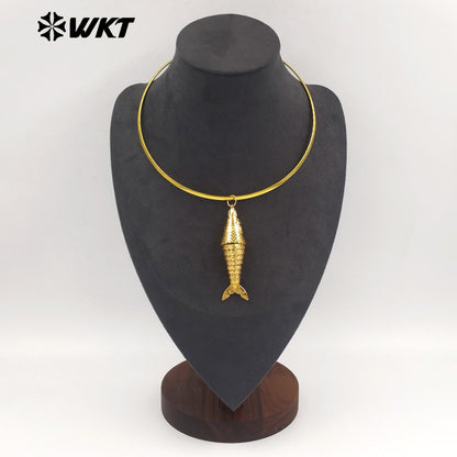 WT-N1540 Popular Vintage Style Gold Plated Choker With Yellow Brass Metal Fish Pendant Necklace For Friends Birthday Gift