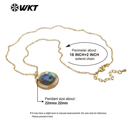 WT-JN358 Good Qualify 18K Gold Electroplated Natural Abalone Shell Round Pendant Necklace As Women Vintage Jewelry Gift