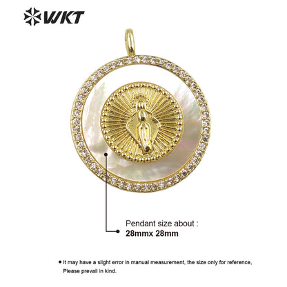 WT-MP270 Newest Vintage Style Ball Shaped Shell&Cubic Zircon Natural Shell 18k Gold Plated Women Gold Bezel Square Shaped Pendant