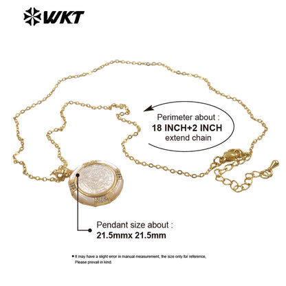 WT-JN364 Wholesale Gold Plated Natural Shell With Zircon Round Religious Style Pattern Pendant Necklace For Lady Jewelry