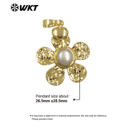 WT-JP413 Fashion Romantic Wholesale Freshwater Pearl Flower Pendant 18k Gold Metal Plated for Handmade DIY Necklace