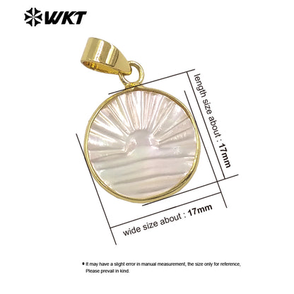 WT-JP511 Wholesale Minimalism Gold Plated Mother Of Pearl Carved Sunrise Charms Pendants For Women Necklace Jewelry Decorative