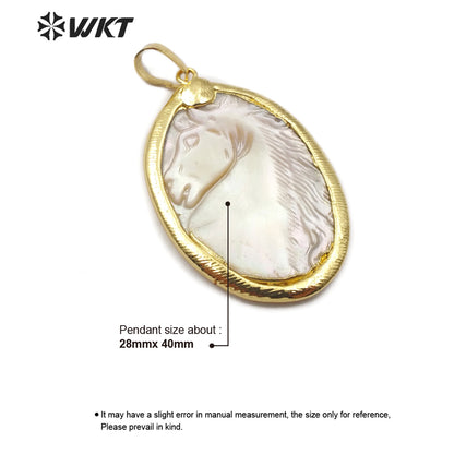 WT-JP163 New Design Carved Horse Shell Pendant Natural Seashell Charm Pendant Stylish Women Jewelry Pendant