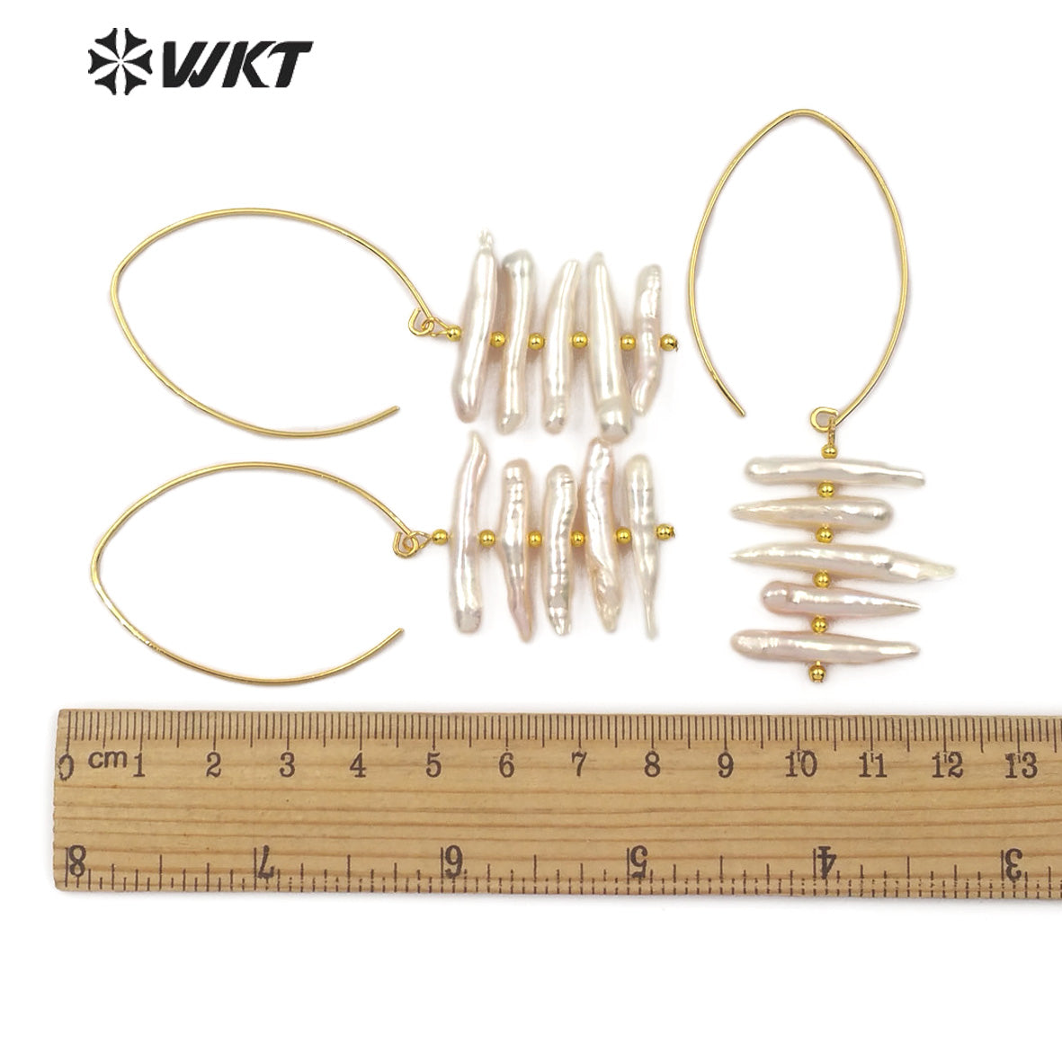 WT-E520 Elegant and Stylish Design Jewelry Earrings Natural Pearl Statement Earring 5 Irregular Strips of Pearls Earring