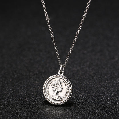 WT-REN014 Women Fashion Gold Plated Metal Round Coin Necklace Charming Elegant Full Gold Elizabeth Necklace