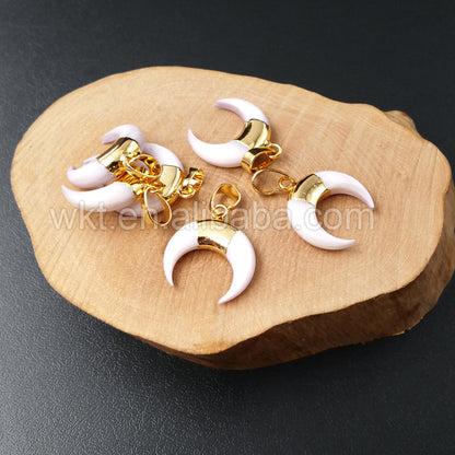 WT-P960 20mm Lovely Wholesale Shell Pendant,Fashion Natural Crescent White Shell Pendant With Gold Plated Bail for Necklace