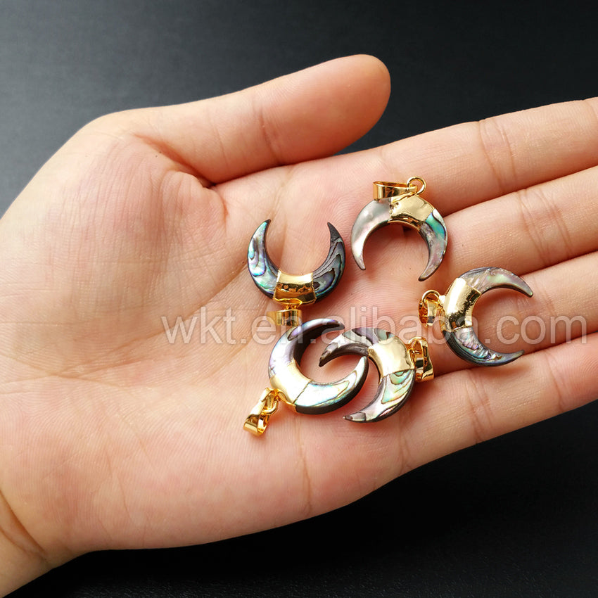 WT-P958 Wholesale Natural Crescent Abalone Shell Pendant,Hot Sale Handmade Gold Dipped Abablone Shell Pendant for Necklace