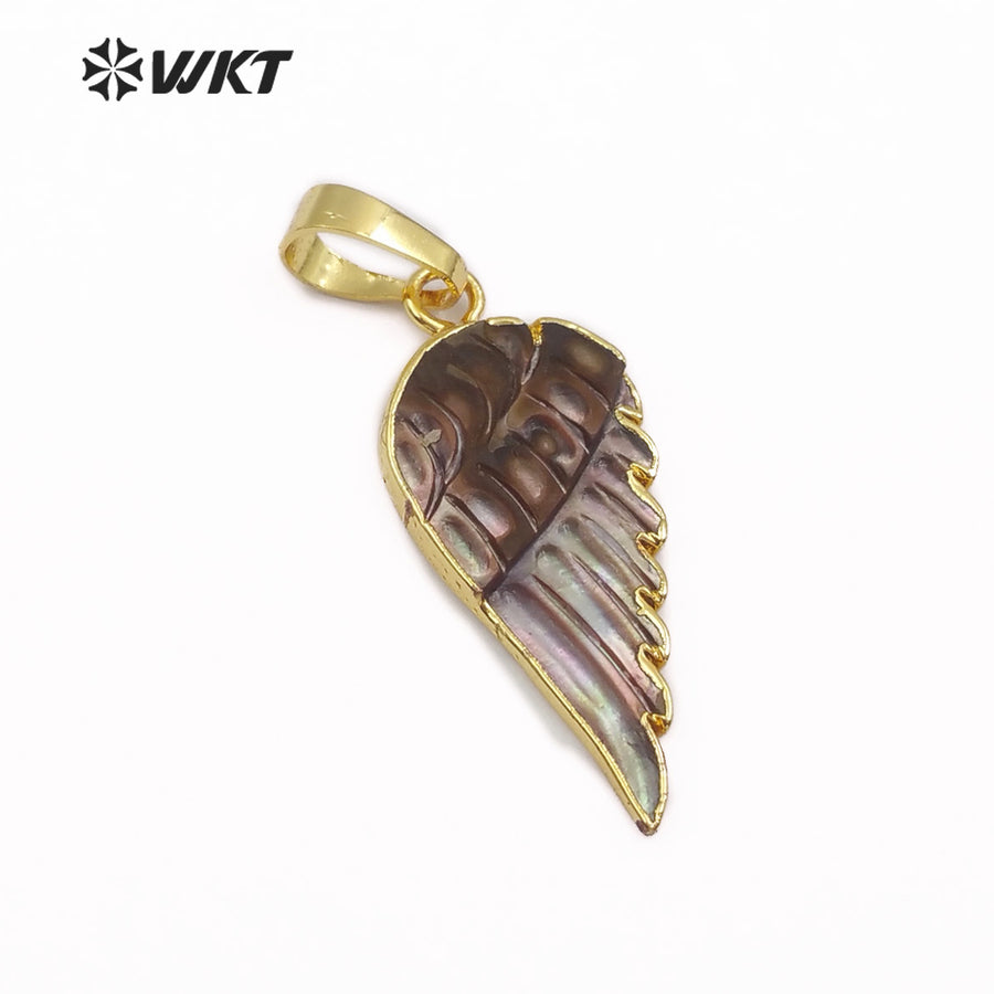 WT-JP099 Women Shell Dainty Necklace Gold Trim Wings Pendant Real White Black Shell Carved Feather Sea Shell Pendant