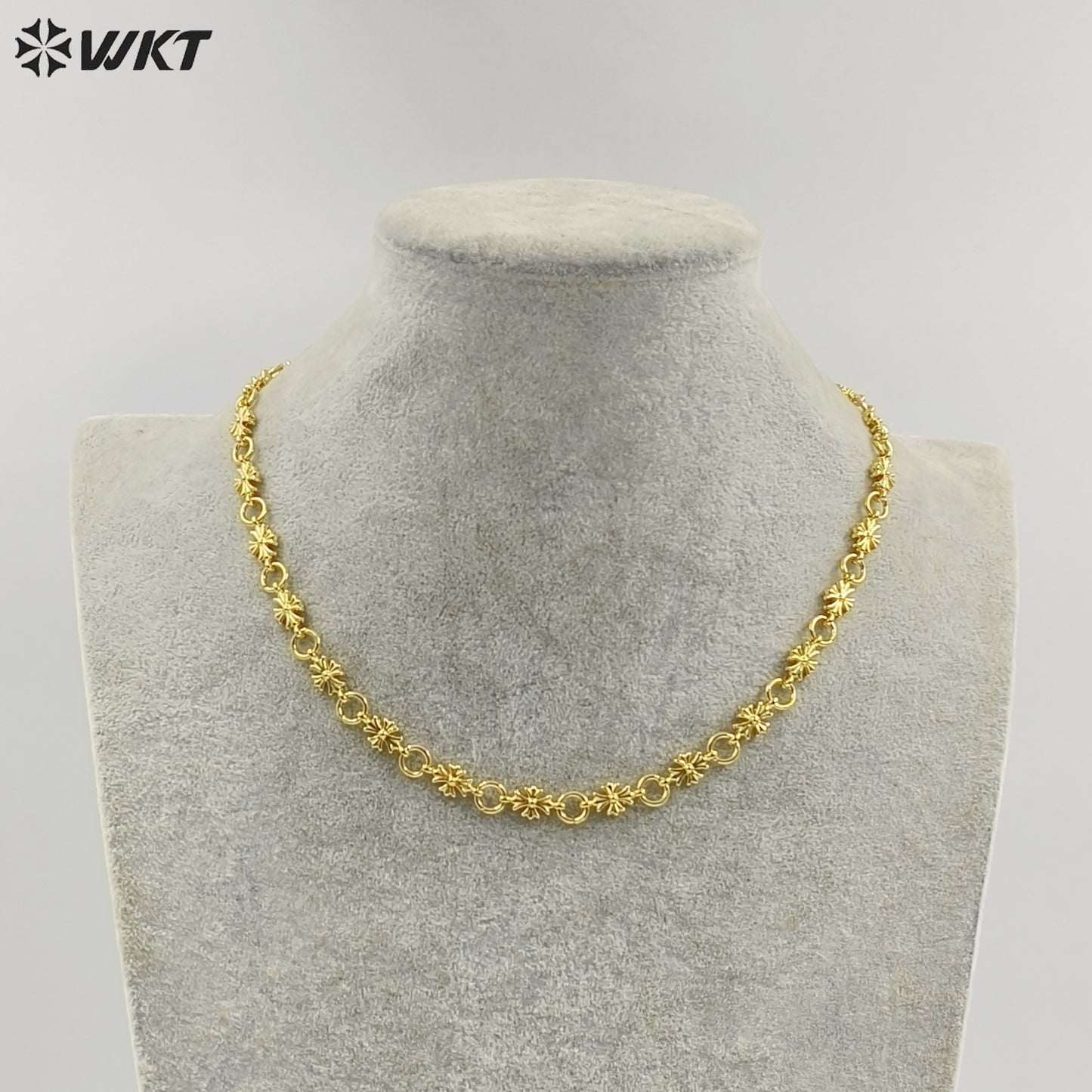 WT-JFN57 Good Quality Exquisite Simple Yellow Brass Gold Electroplated Round Flower Shape Metal Necklace As Lady Daily Jewelry