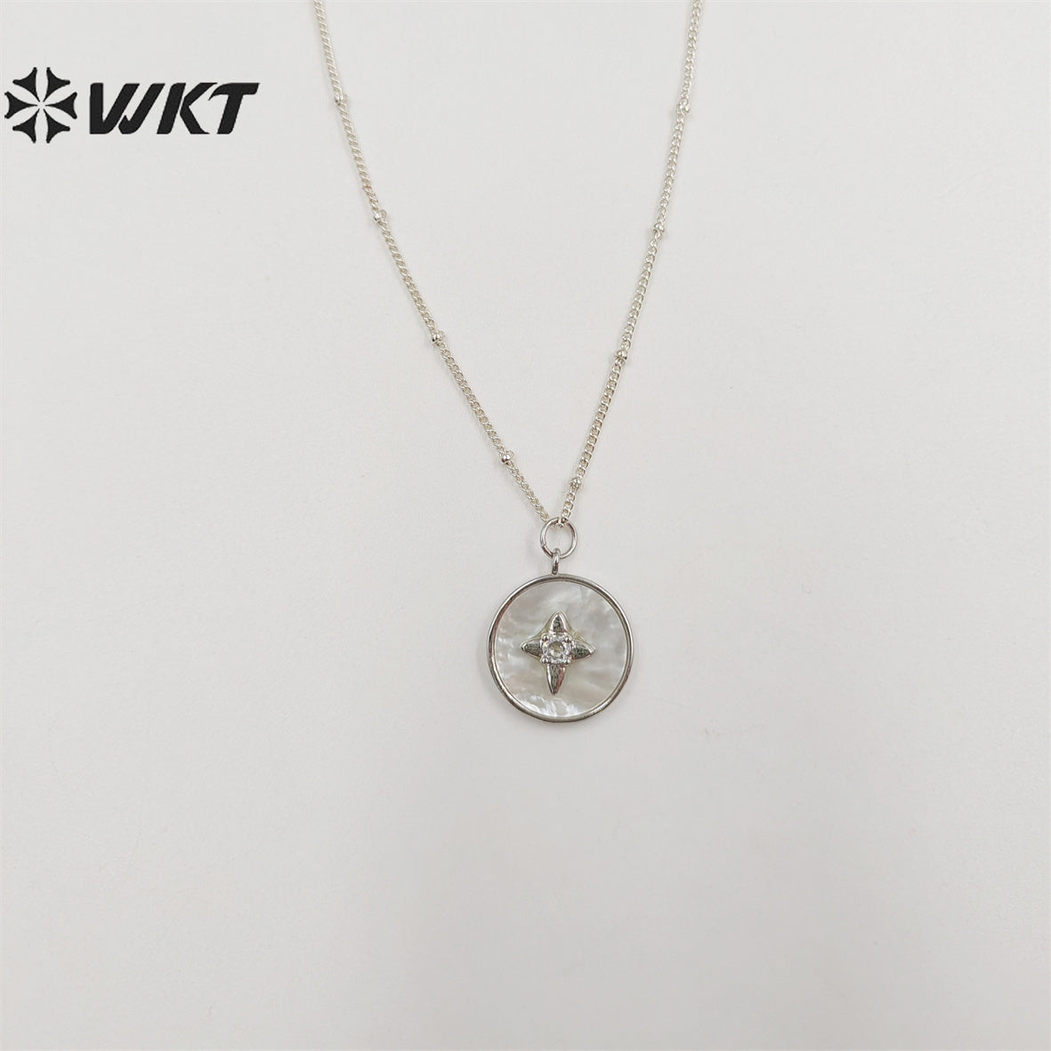 WT-JN213 WKT New Delicate Round Shell Necklace Micropaved Cubic Zircon White Pearl Shell Pendant Necklace With 18inch Chain