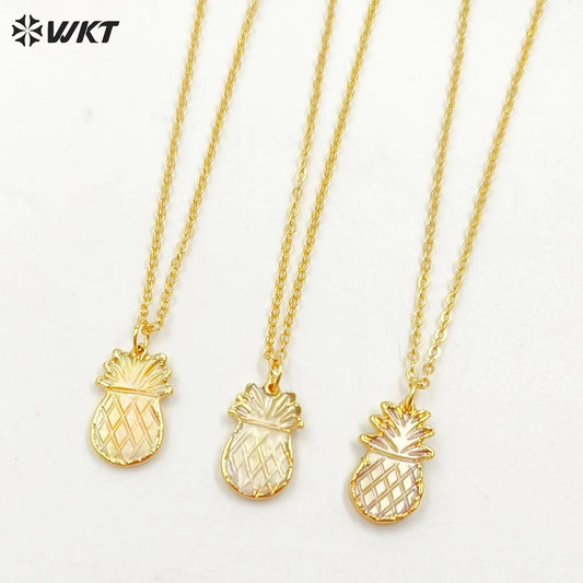 WT-N1082 WKT Wholesale Hot Natural White Yellow Shell Charm Carved 24k Real Gold Plated Tiny Shell Pineapple Necklace