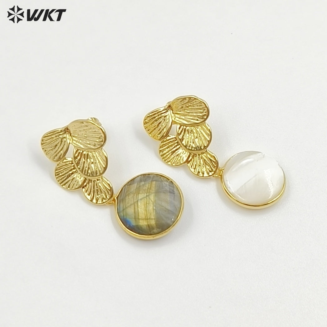WT-E791 Graceful Cute Gold Electroplated Natural Labradorite And Shell Pendant Grape Shape Earrings For Ladies Engagement Gift