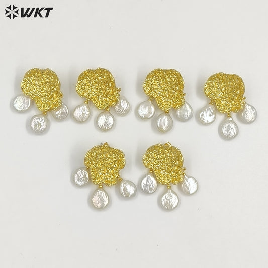 WT-MPE173 Delicate Gold Plated Metal And Natural Three Freshwater Pearls Flower Shape Drop Earrings For Lady Wedding Gift