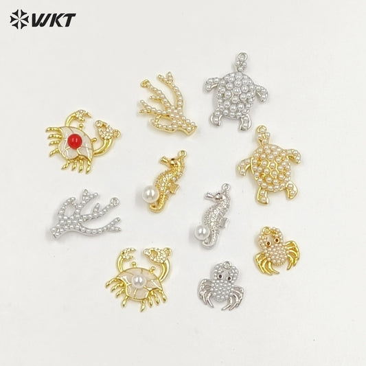 WT-MP310 Wholesale Fine Jewelry Gold And Silver Color Marine Animals Crab Shape Zircon With Artificial Pearl Little Pendants