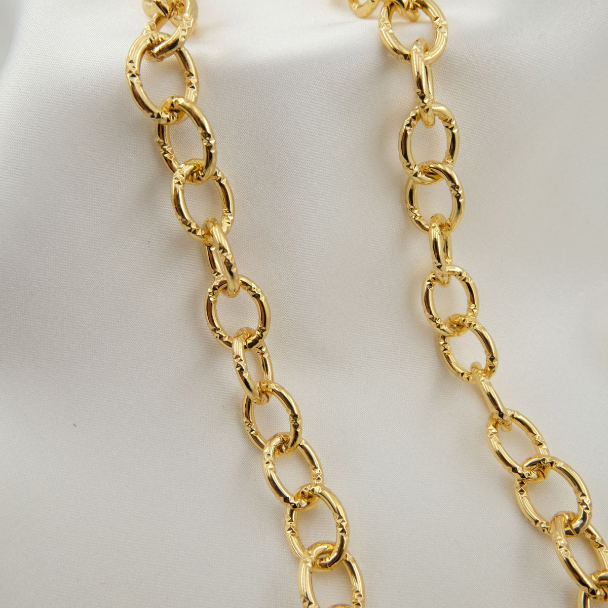 WT-BC199 Copper Plated 18K European and American Style Cool Rap Accessories With Color Retention Gold Chain Cuban Chain Hip-hop