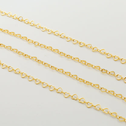WT-BC206 Fashion Trendy 18K Colorful Love Chain Peach Heart Chain Color Durable Heart Shaped Bracelet Matching Materials