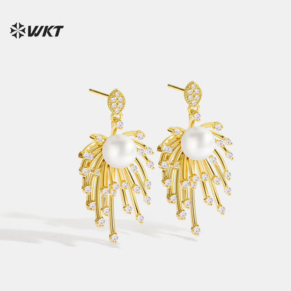 ME119 Exquisite Design 18K Gold Electroplated With Freshwater Pearl And Zircon Fireworks Shape Ladies Earrings Jewelry Gift