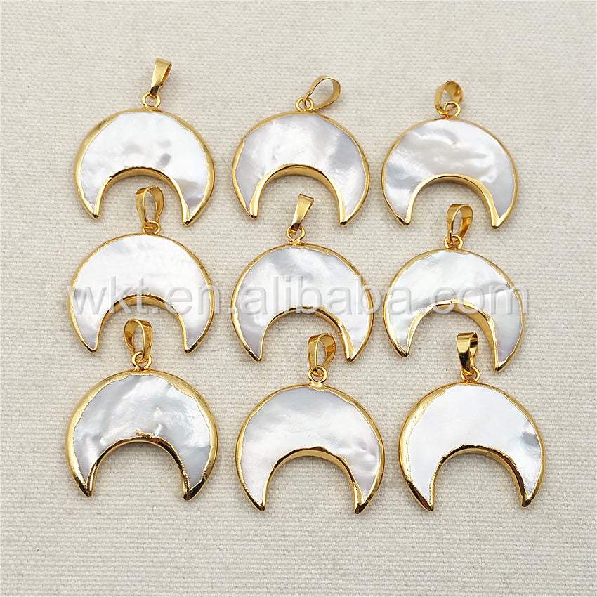 WT-P1028 Exclusive Mother of Pearl Jewelry Pendant Natural Pearl Jewelry Crescent Shape 18k Real Gold Plated White Shell Moon
