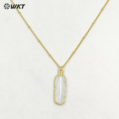 WT-N1081 WKT Wholesale Hot Natural Shell Carved Feather Charming 18k Real Gold Plated Cable Beaded Link Chain Shell Necklace
