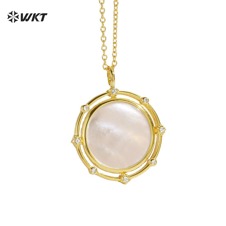 WT-MN999 Elegant and Simple Style Round Shape White Shell Zircon Paved in 18k Gold Plated for Girls Sweater Short Necklace