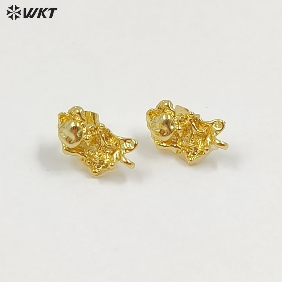 WT-JFE160 Wholesale Dainty Metal 18K Gold Electroplated With Hoops Leaves Shape Little Earrings Finding As DIY Jewelry Accessory