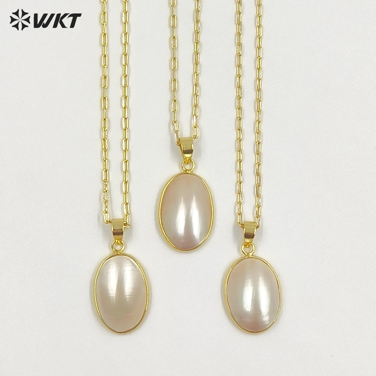 WT-JN384 Wholesale Simple Style Gold Electroplated Oval Mabe Shell Pendant Necklaces For Women Fashion Jewelry Matching