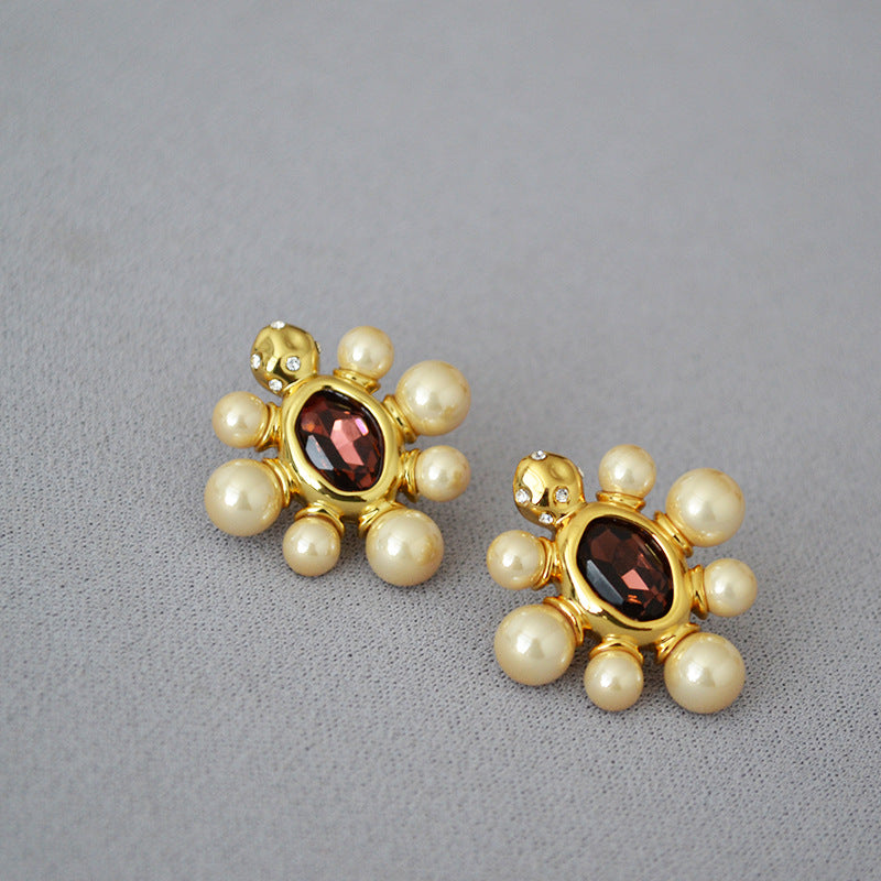 WT-MPE112 European and American Retro Exaggerated Baroque Turtle Shape Inlaid with Pearl Flowers 925 Silver Needle Earrings