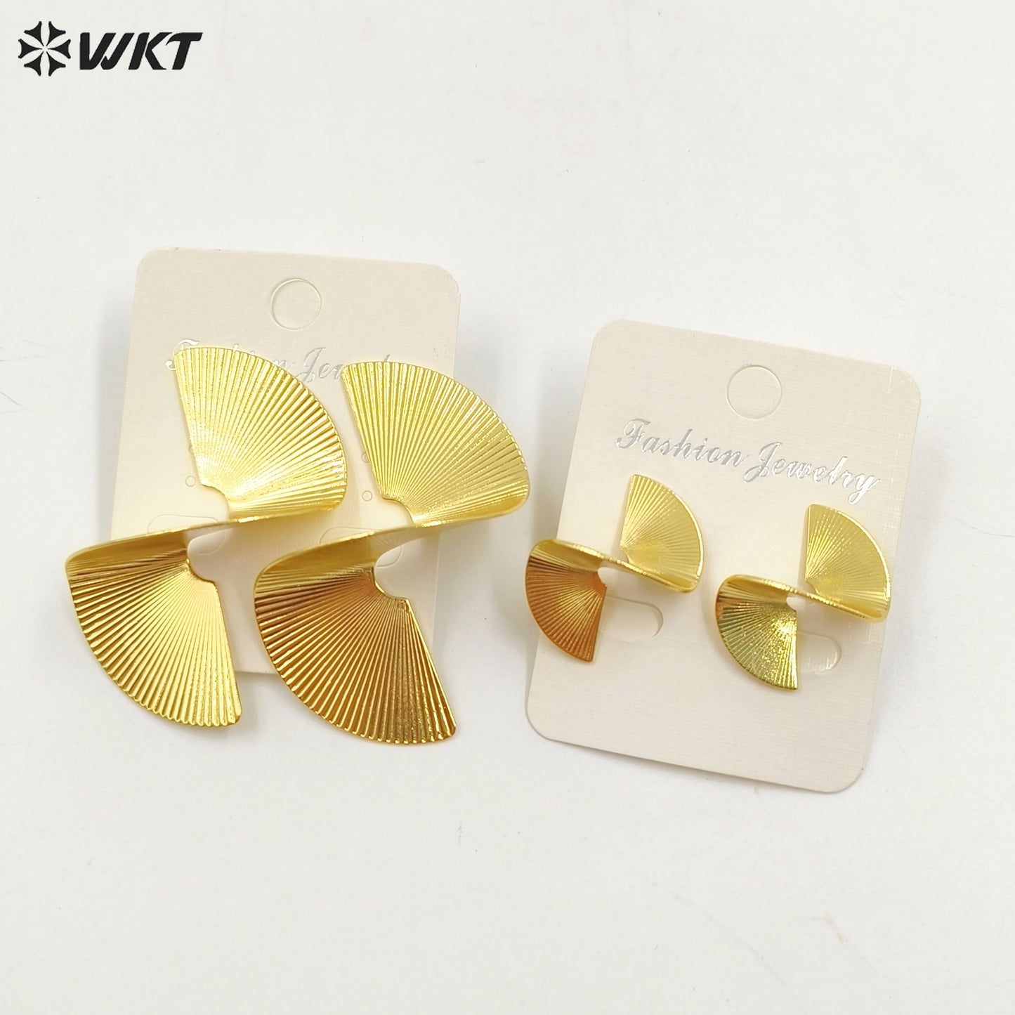 WT-JFE113 Wholesale 18K Real Gold Plated Resist Tarnishable Twisted Bow Earring Studs for Women