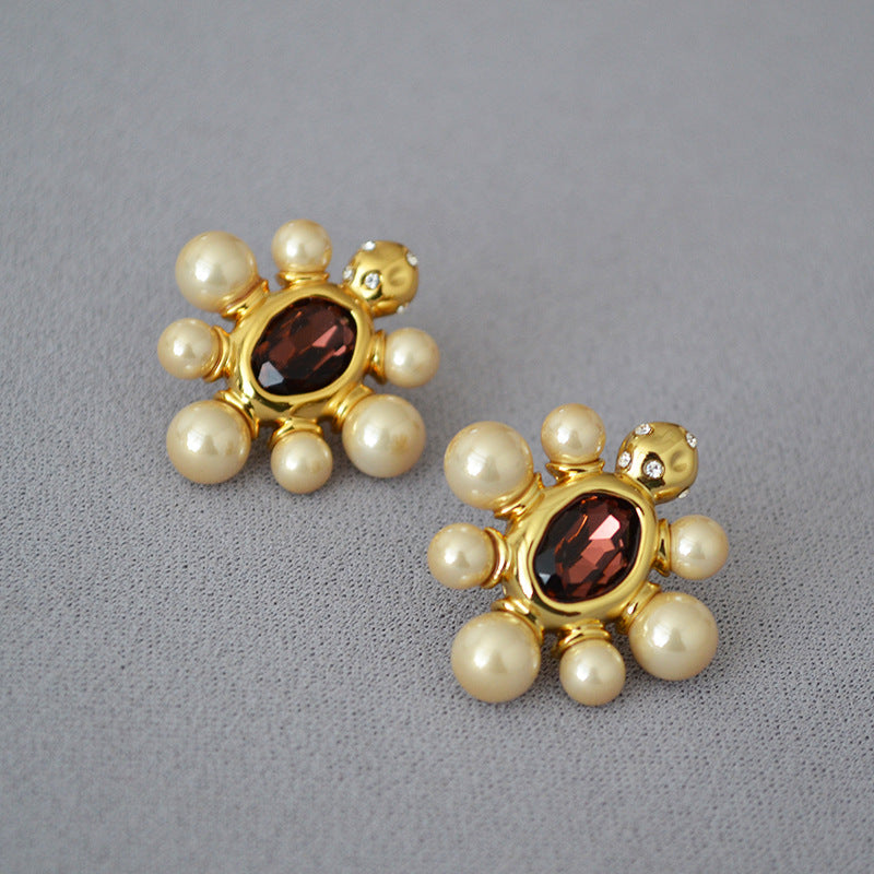 WT-MPE112 European and American Retro Exaggerated Baroque Turtle Shape Inlaid with Pearl Flowers 925 Silver Needle Earrings