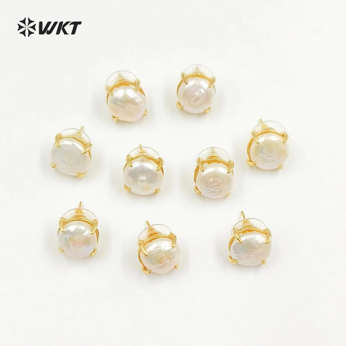 WT-MPE079 Wholesale Gold Plated Natural MOP Shell Earring Women Crescent Horn Earring for Wedding or Office Blue Kyanite& Pearl