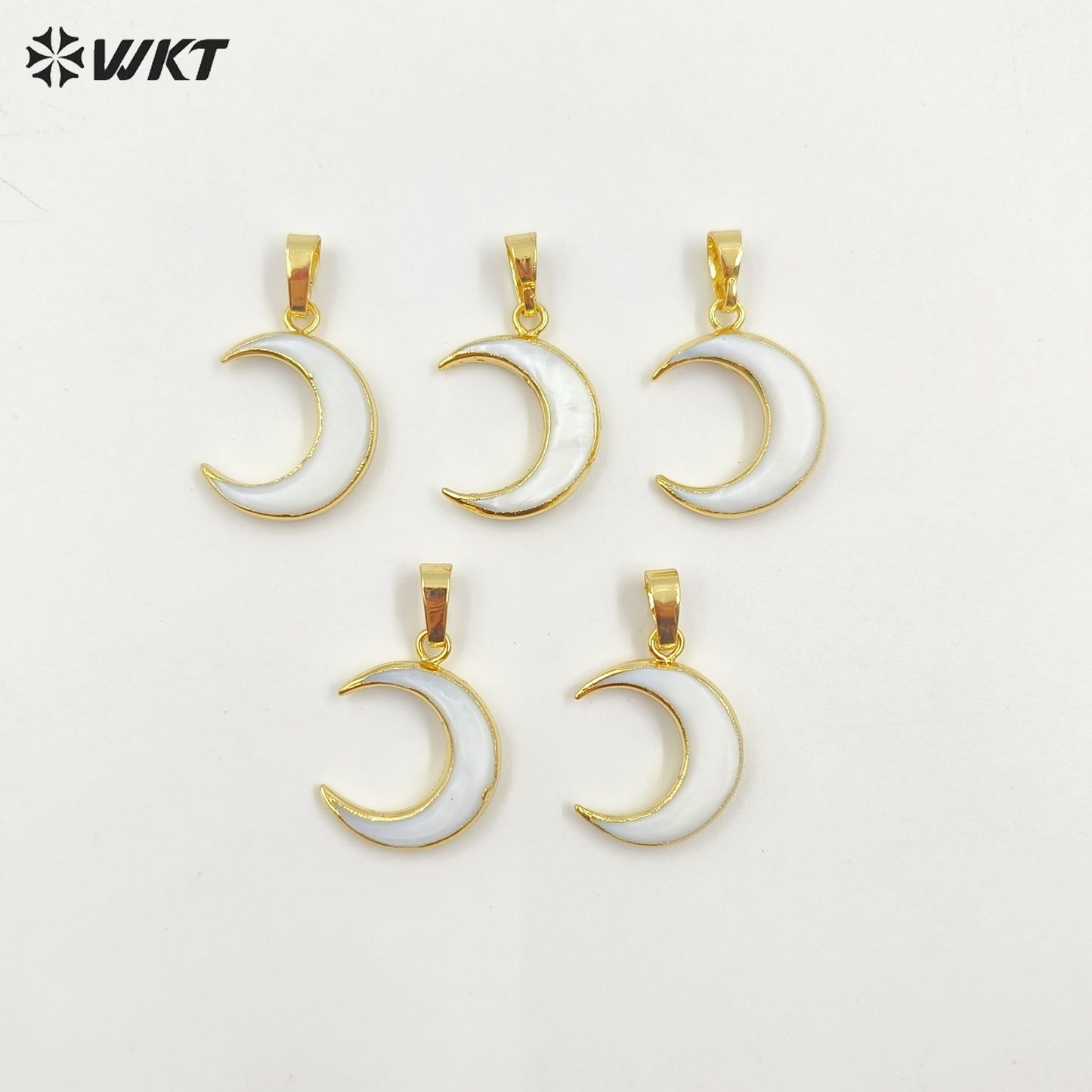 WT-P956 New Arrival Wholesale Natural White Shell Pendant,24k Real Gold Electroplated Moon Shell Pendant for Gift