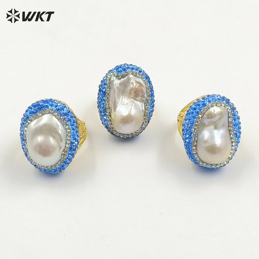 WT-MPR094 Wholesale Fashion 18K Gold Plated Natural Baroque Pearl With Blue Rhinestone Around Women Rings for Gift