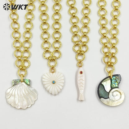 WT-JN398 Wonderful Design Gold Electroplated Thick And Thin Chain Splicing With Shell Pendant Necklaces As Women Fashion Jewelry