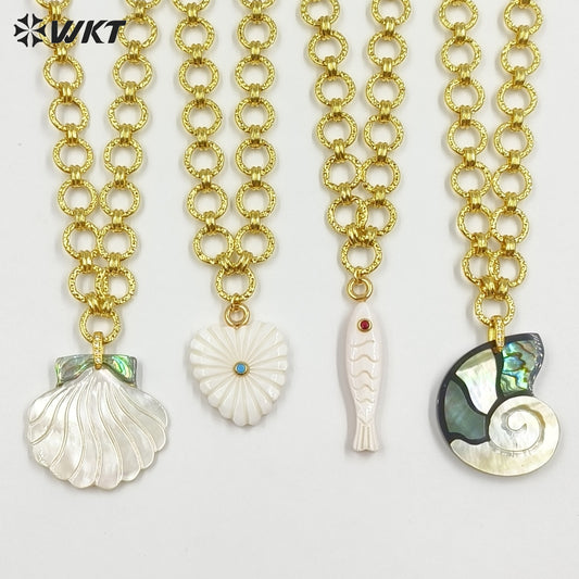 WT-JN398 Wonderful Design Gold Electroplated Thick And Thin Chain Splicing With Shell Pendant Necklaces As Women Fashion Jewelry