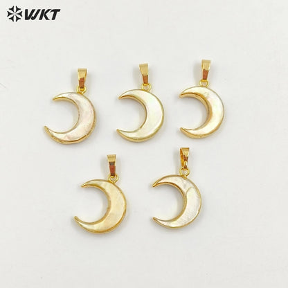 WT-P954 New!!! Natural Yellow Shell Moon Pendant,Wholesale 24k Real Gold Plated Edge Moon Shell Pendant for Women