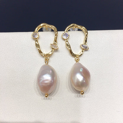 WT-MPE177 Classical Design 18K Gold Plated Zircon And Natural Freshwater Pearl Earrings For Women Wedding Wearing Accessory