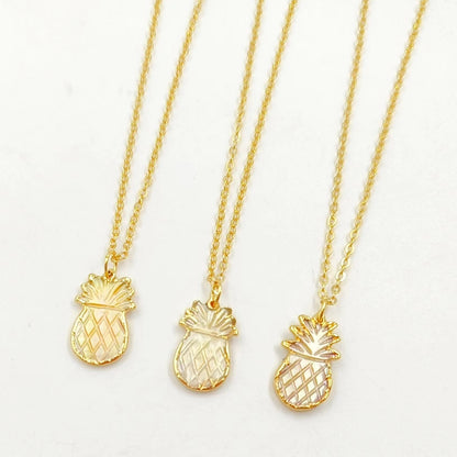 WT-N1082 WKT Wholesale Hot Natural White Yellow Shell Charm Carved 24k Real Gold Plated Tiny Shell Pineapple Necklace
