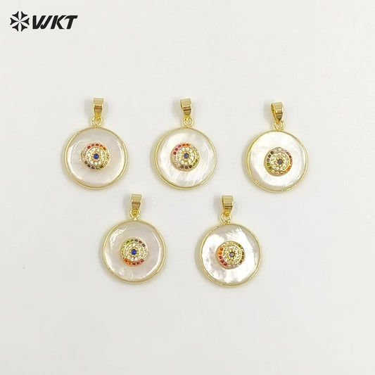 WT-MP308 Delicate Fashion Mother of Pearl Made Round Coin Micro Pave Eye Pendants With 18k Gold Bezel Around Jewelry