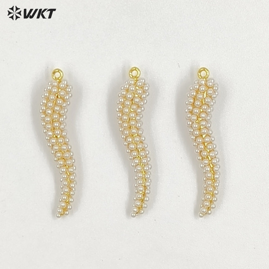 WT-MP317 Lovely Little Charm Gold Plated Brass With Artificial Pearl Hot Pepper Shape Pendant For Necklace Jewelry Handmade