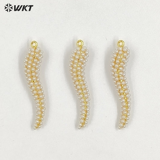 WT-MP317 Lovely Little Charm Gold Plated Brass With Artificial Pearl Hot Pepper Shape Pendant For Necklace Jewelry Handmade
