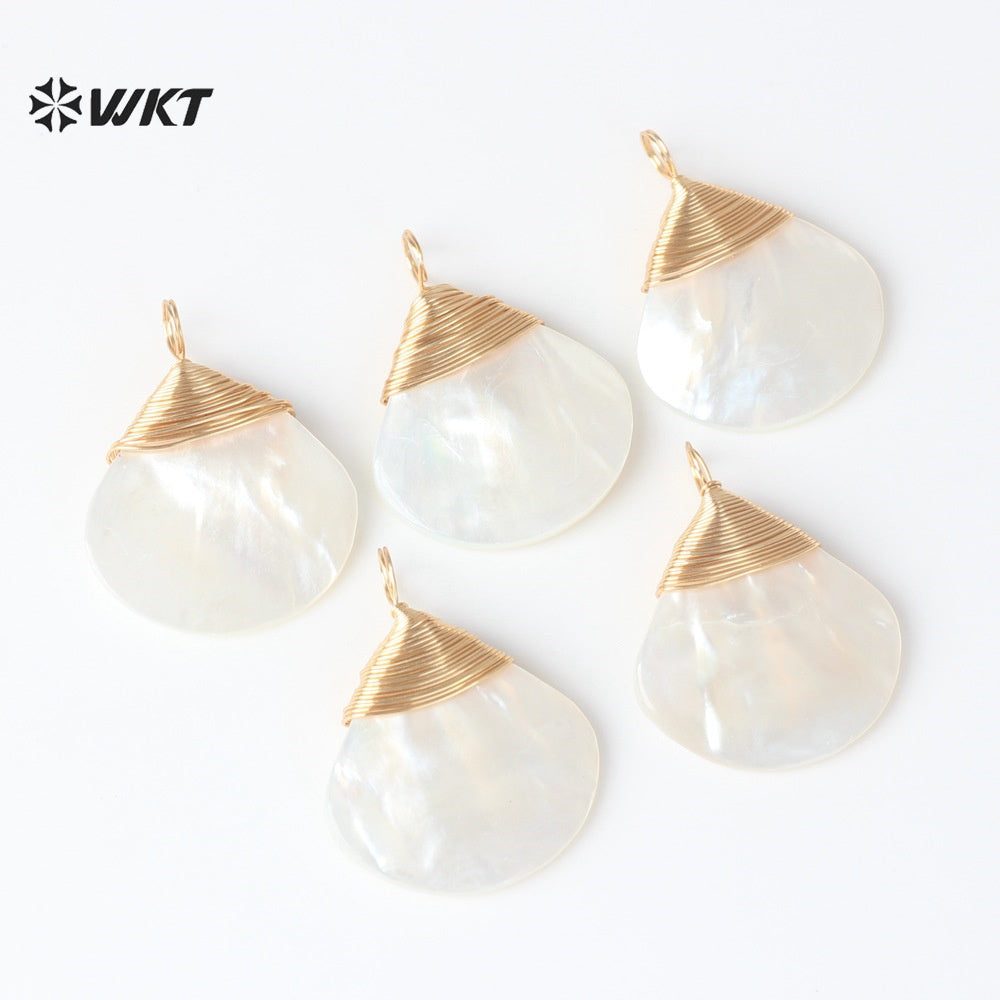 WT-JP443 Newest Sales Handmade Winding Wire Triangle Fan Shape White Shell Charm Pendants For Earrings Jewelry Accessories