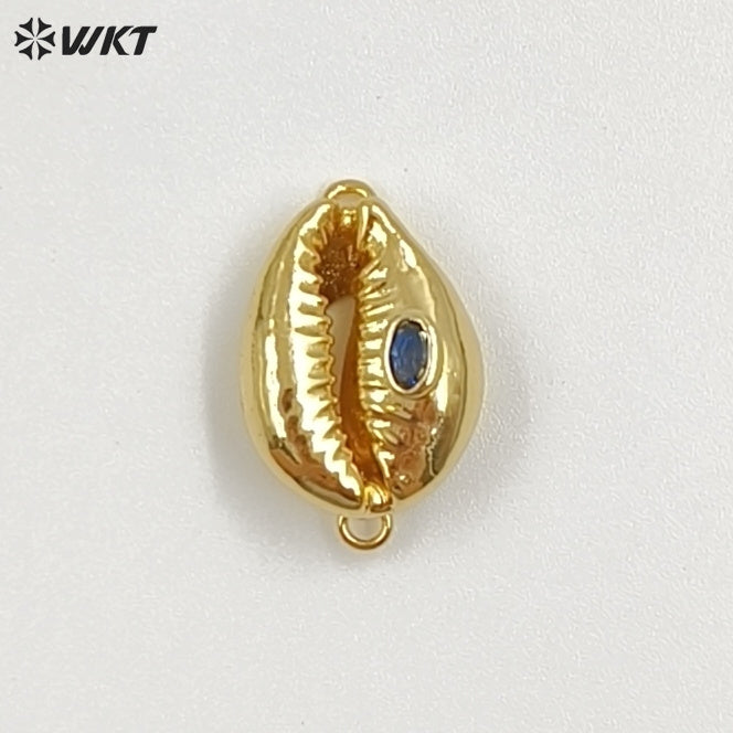 WT-P2131 Popular Fashion Gold Plated Cowrie Shell And Zircon Pendant With Double Hoops As Lady Bracelet Jewelry Accessory