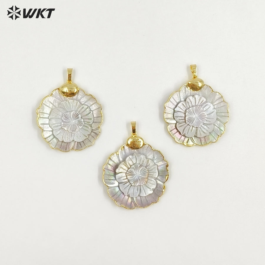 WT-JP442 Good Quality 18K Gold Plated Three Layers Leaves Natural Shell Flower Shape Pendant As Women Necklace DIY Accessories